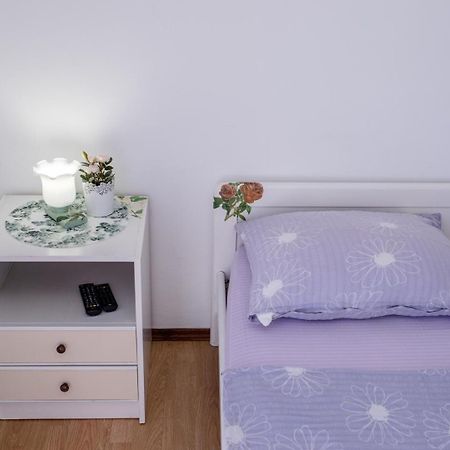 Apartments Makaus Supetarska Draga Εξωτερικό φωτογραφία